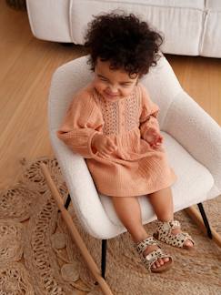 -Besticktes Baby Kleid aus Musselin